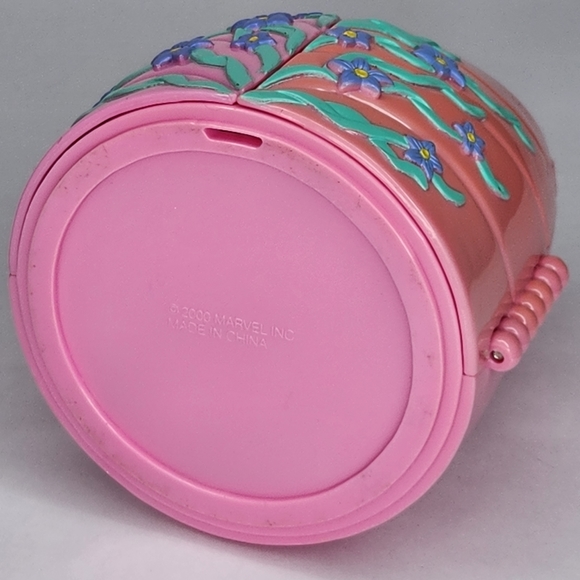 Vintage Miss Party Surprise Mermaid Party Playset - Picture 4 of 4